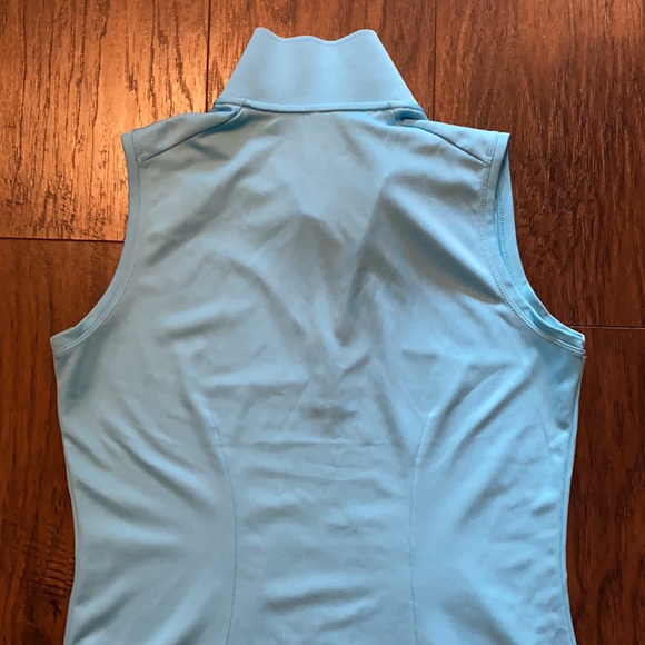 SOLD 🤩🤩 NIKE GOLF TANK TOP SIZE M - Picture 8 of 11